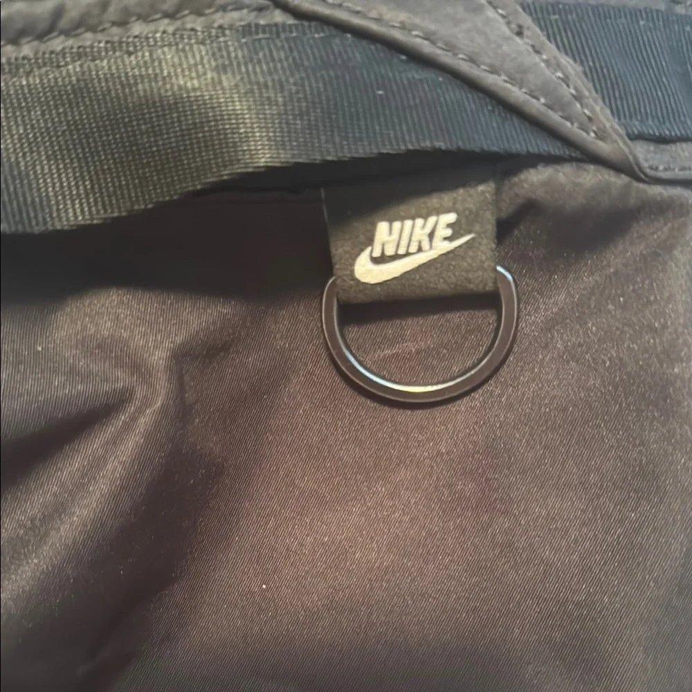 Nike Black Shoulder Bag - Picture 3 of 4